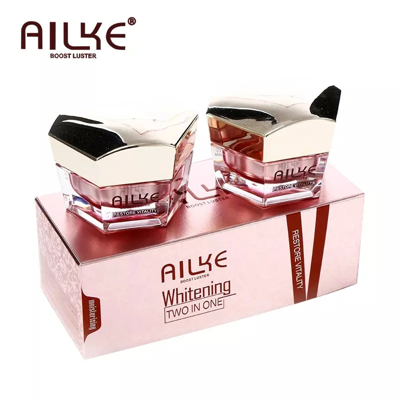 AILKE Brightening Facial Cream For All Skin Types Reduces Spots