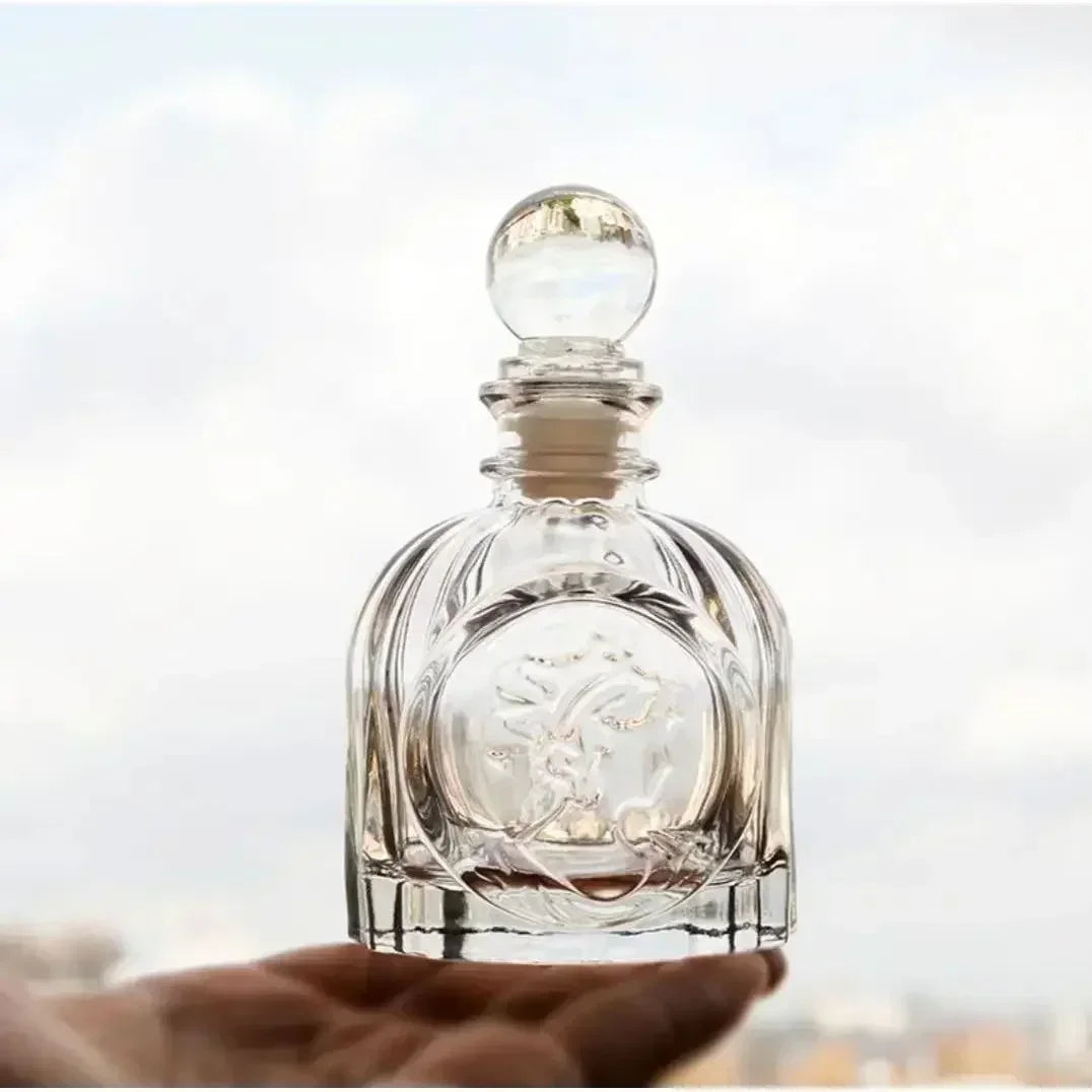 French Rhombus Relief Perfume Bottle Simple Crystal Glass Bottles Aromatherapy Essence Storage Vintage Bottle Dresser Ornament