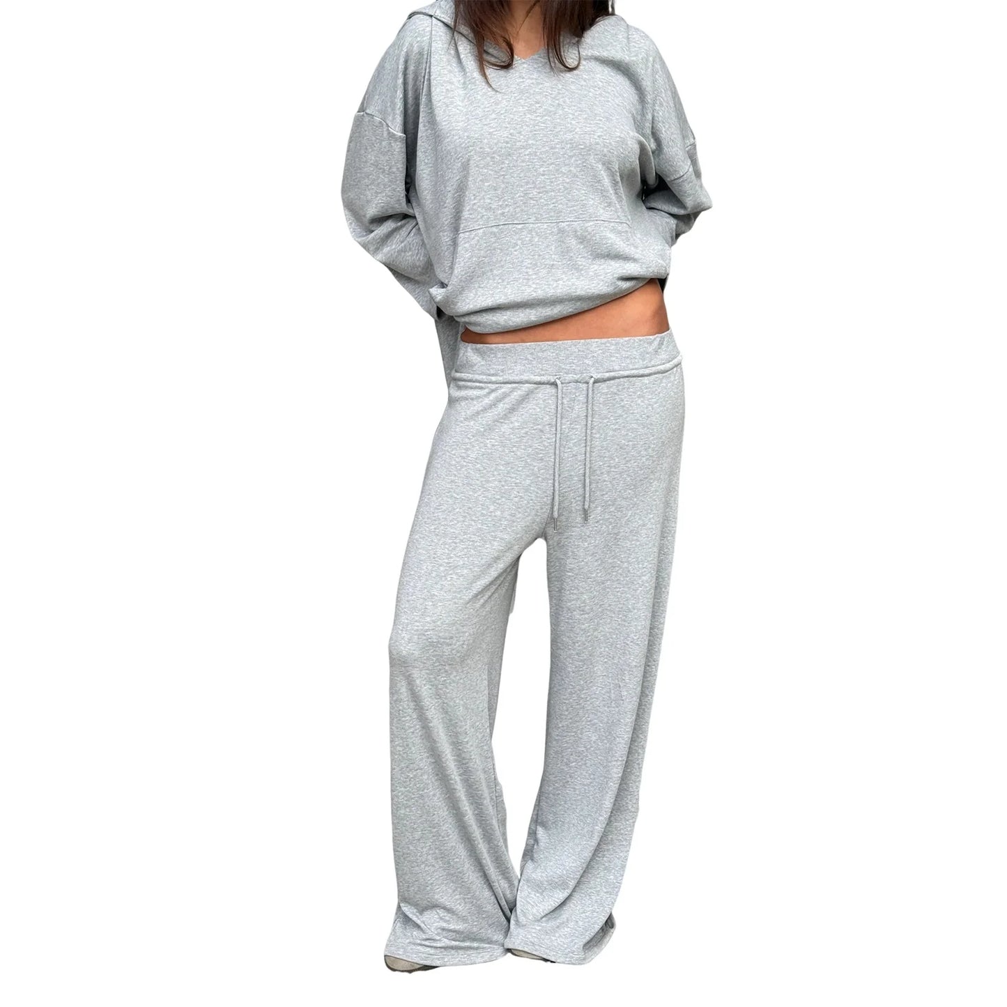 Hirigin Women Two-Piece Hoodie And Pants Activewear Set With Pockets