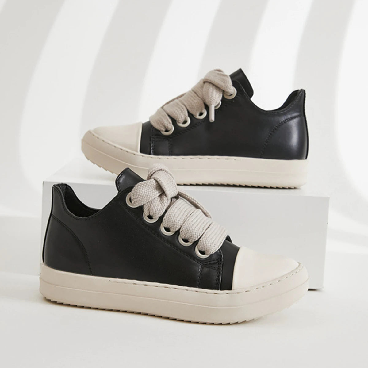 Men's Casual Shoes Low Cut Flat Bottom Minimalist College Style